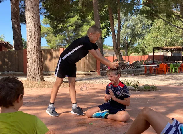 Camping La Tour de France***