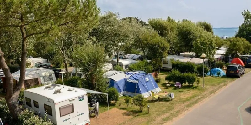 Emplacement Avec Électricité
