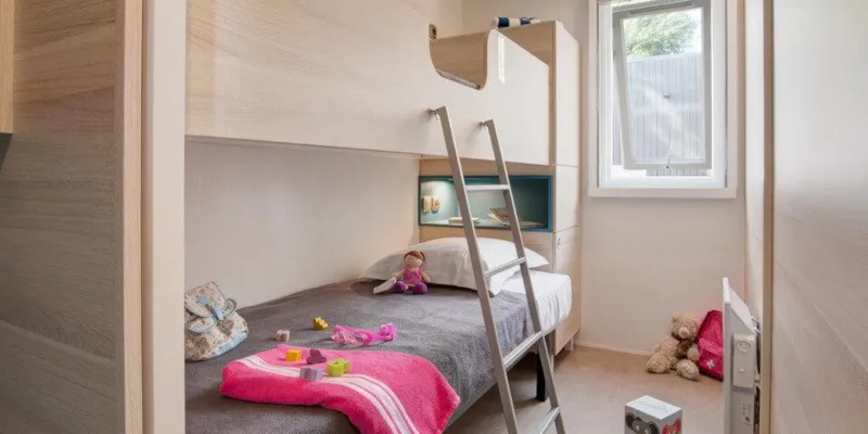 C- Mobil-Home Méditerranée Climatisé - 3 Chambres