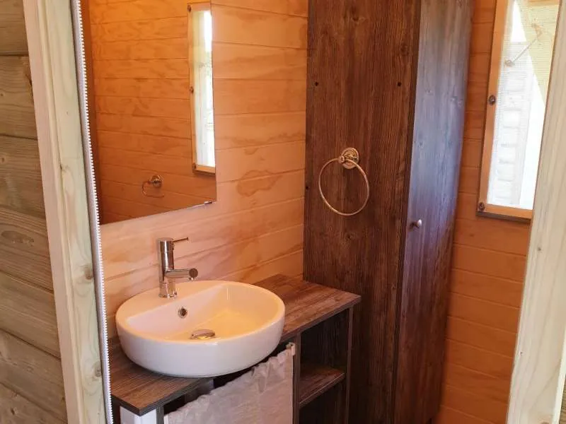 C- Lodge Pilotis - 2 Chambres 24M² Avec Terrasse Couverte