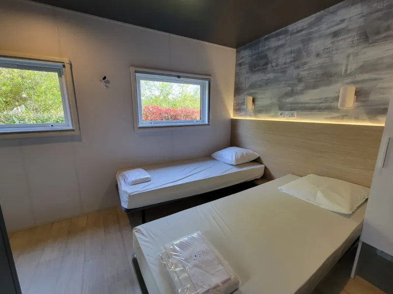 C-Mobil-Home Méditerranée Confort Climatisé - 2 Chambres 1/4 Pers.