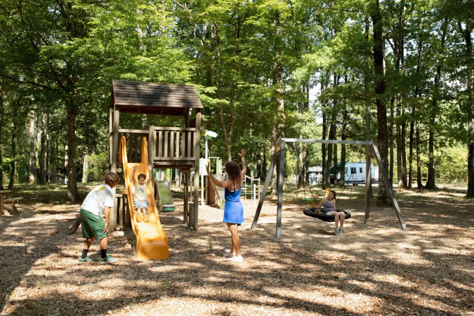 Camping La Mignardière****