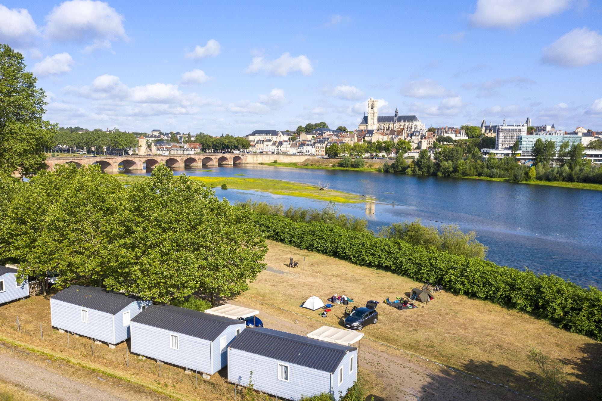 Camping de Nevers — Photo 1