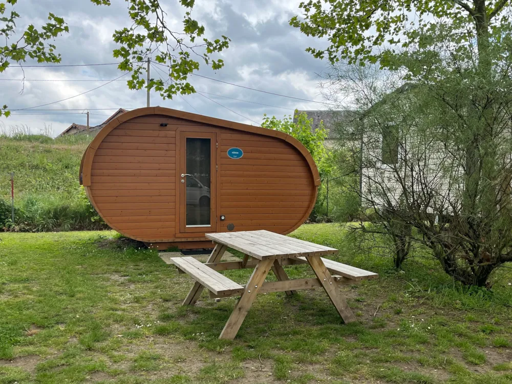 Mietunterkunft - Natur-Übernachtungshütte - Camping de Nevers
