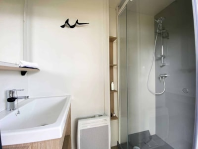 Privileged pitch with sanitary facilities — 2
