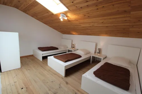 Location - Villa Premium Aristée 6Ch 15Pers - Tv + Lv + 2 Sdb + Piscine Privée - image n°9 - Camping Le Petit Bois Sites et Paysages