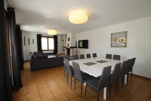 Location - Villa Premium Aristée 6Ch 15Pers - Tv + Lv + 2 Sdb + Piscine Privée - image n°5 - Camping Le Petit Bois Sites et Paysages