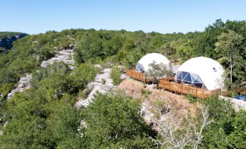 Accommodation - Bulle Insolite Et Spa Premium Bonheur - image n°2 - Camping Le Petit Bois Sites et Paysages
