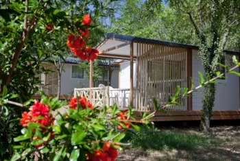Mietunterkunft - Komfort-Chalet - Camping Le Petit Bois Sites et Paysages