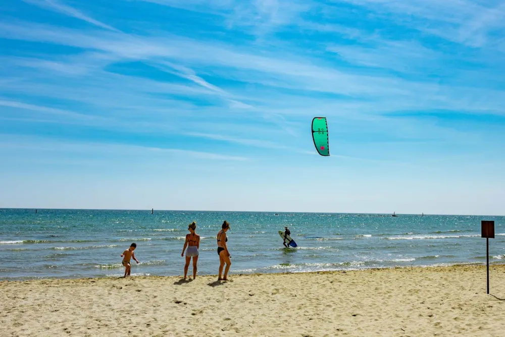 Camping Surabaja-La Playa