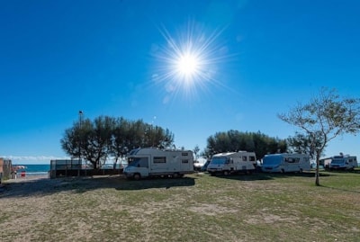 Camping Surabaja-La Playa