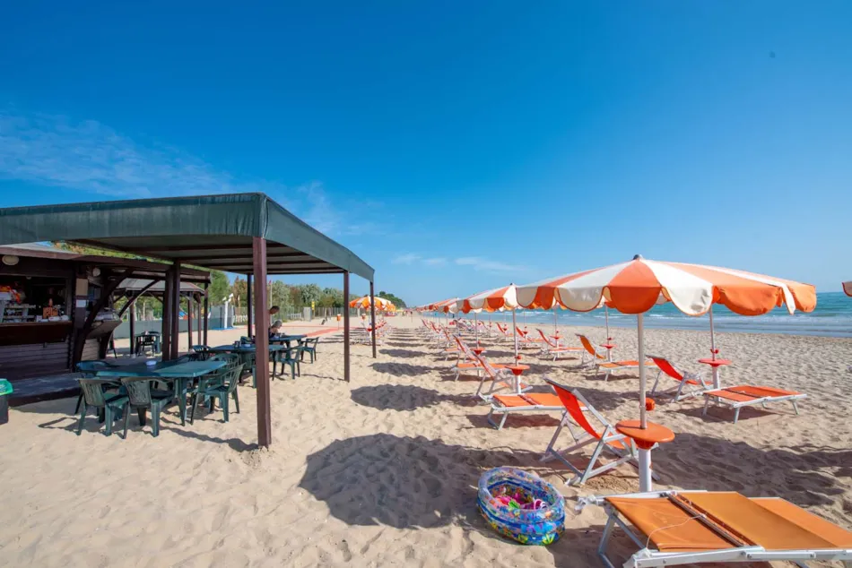 Camping Surabaja-La Playa