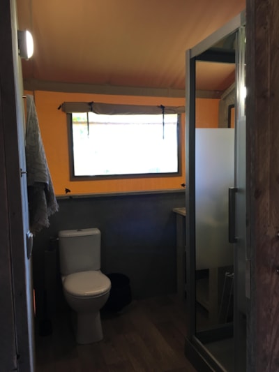 Lodge with sheltered terrace + private facilities 6 pers.