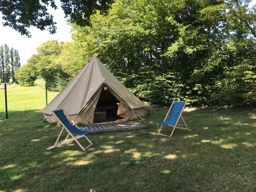 Accommodation - Bell Tent - Glamping Sainte-Suzanne