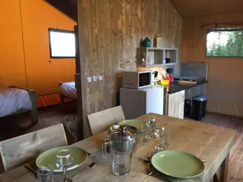 Mietunterkunft - Lodege Hölzerner Überdachte - Behindertengerecht 3 Pers. - Glamping Sainte-Suzanne