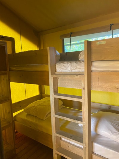 Lodge with sheltered terrace + private facilities 6 pers.