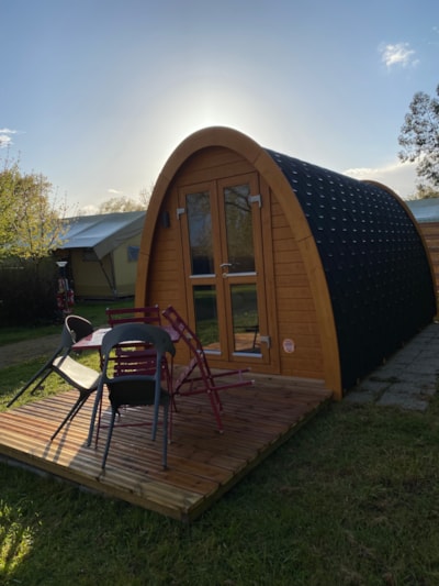 Cabane Pod - shared sanitary facilities