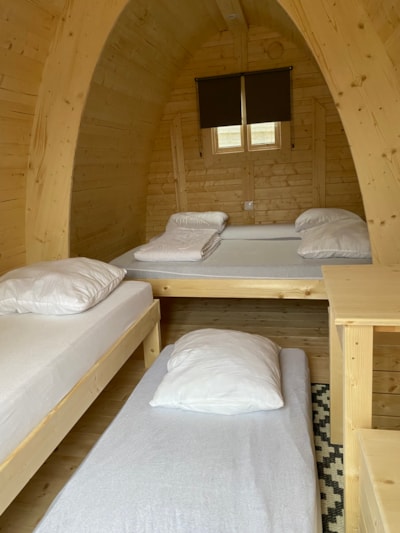 Cabane Pod - shared sanitary facilities