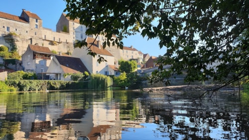 Camping Onlycamp Pesmes La Colombière