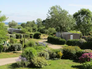 Camping Les Vergers de Squividan - MyCamping