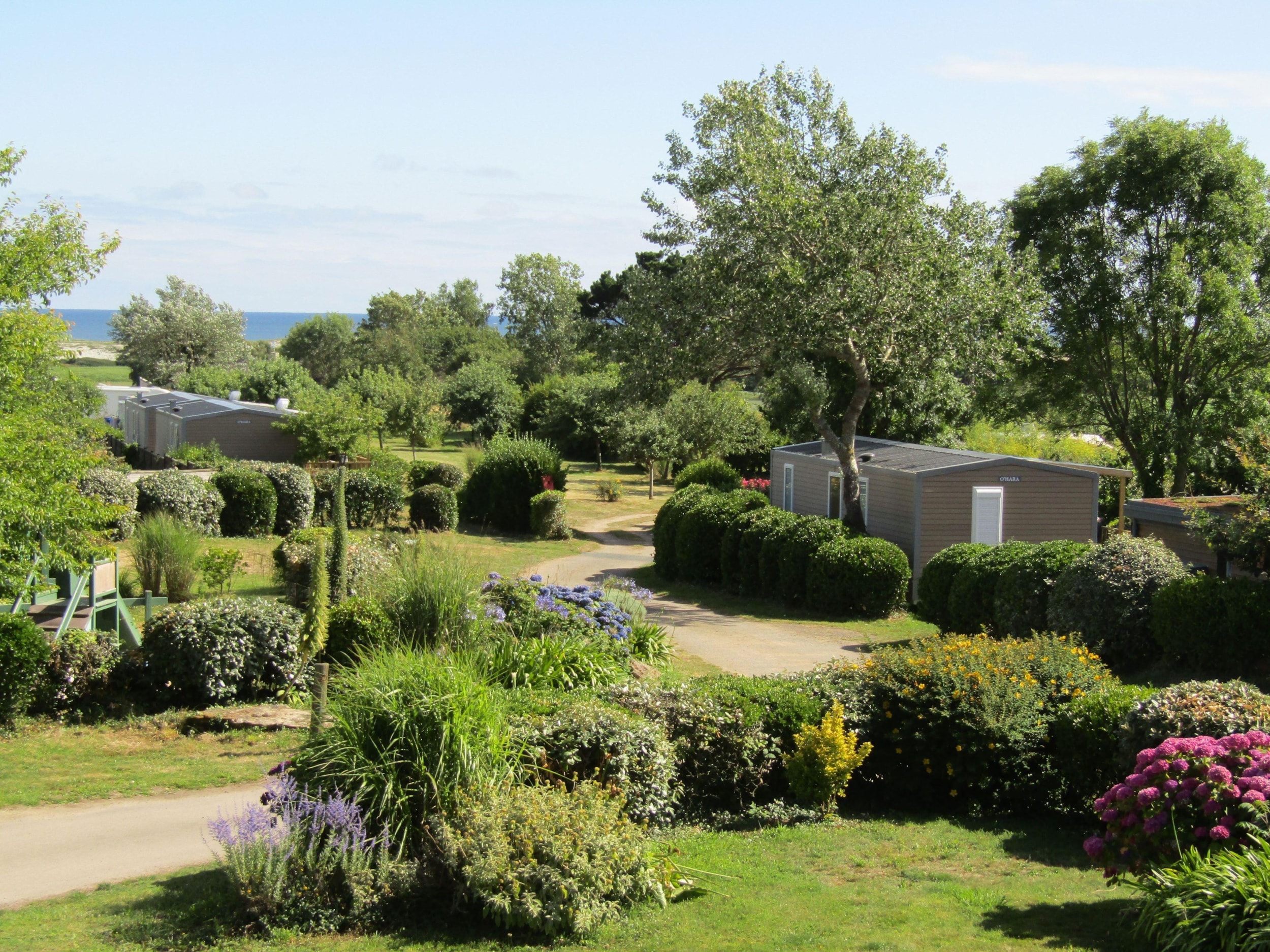 Camping Les Vergers de Squividan — Foto 1