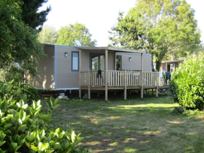COTTAGE THEOS / 3 bedrooms - bed linen included for stays of more than 6 nights — 2