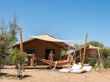 Mietunterkunft - Tente Nature (Zelt) - 2 Schlafzimmer 25M² - Camping Le Serignan Plage Nature