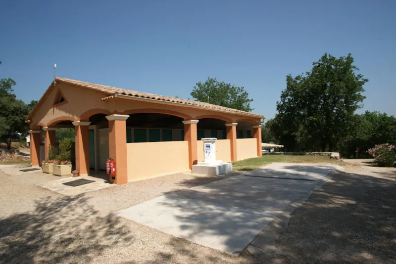 Emplacement Sans Électricité : 1 Voiture + Tente