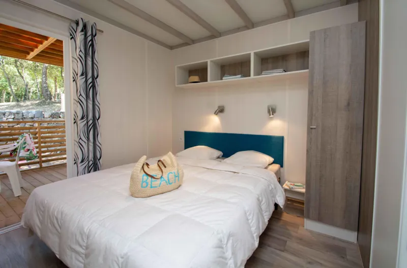 Chalet "Modern"       Proche De La Vie Du Camping