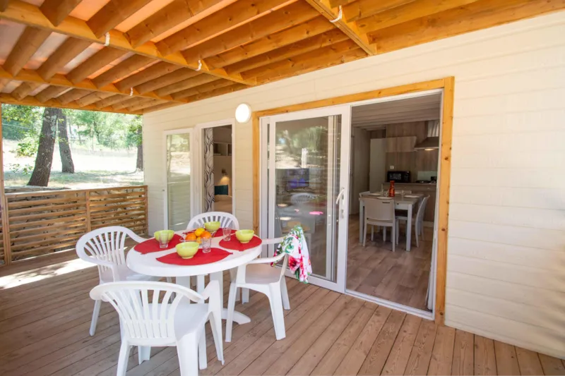 Chalet "Modern"       Proche De La Vie Du Camping