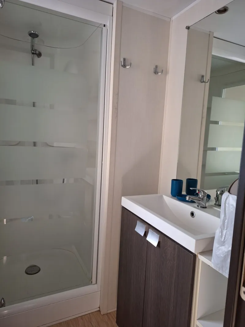 Mobil-Home "Confort"       Proche De La Vie Du Camping