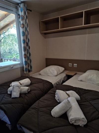 Mobile home Family (3 bedrooms including one for babies)
