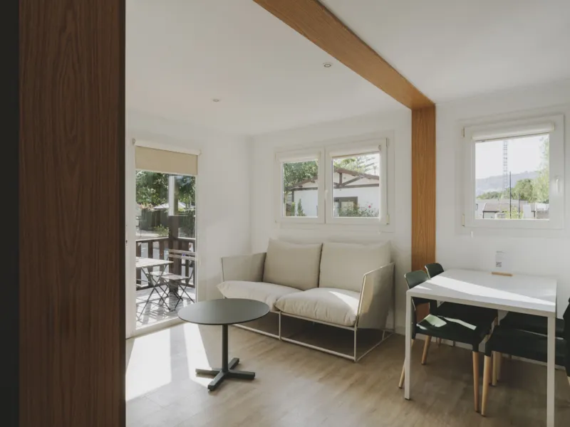 Bungalow Basic Couple