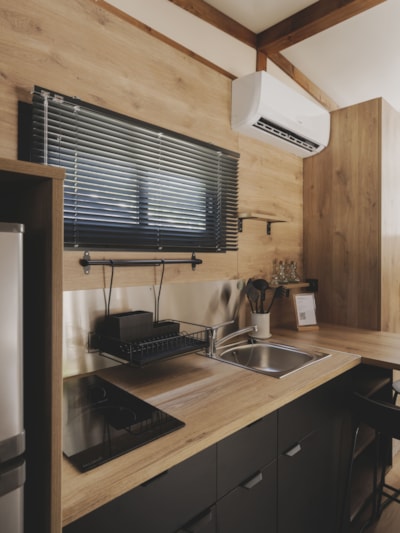 TINY HOME FAMILY — 2