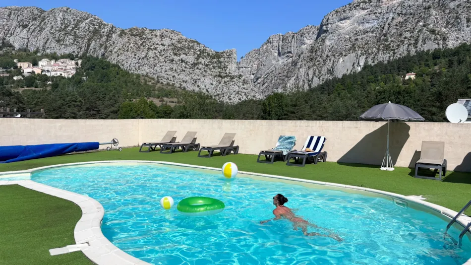 Camping Tikayan La Pinatelle