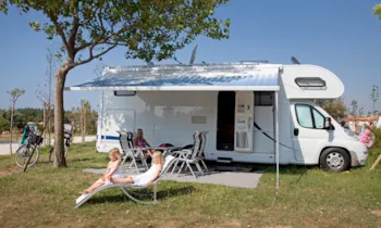 Stellplatz - Stellplatz Pauschale Phare Ouest ** - YELLOH! VILLAGE - LE SERIGNAN-PLAGE