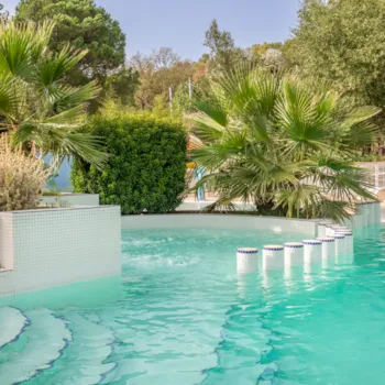 Camping Paradis Domaine de Gaujac - image n°2 - Camping Direct