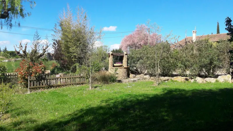 Forfait Standard Emplacement  + Électricité 10A , Tente