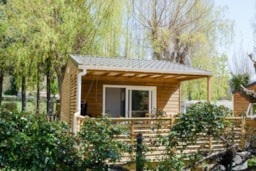 Accommodation - Premium 1 20 M² Air-Conditioning Tv / Bbq - Camping L'Oasis du Verdon