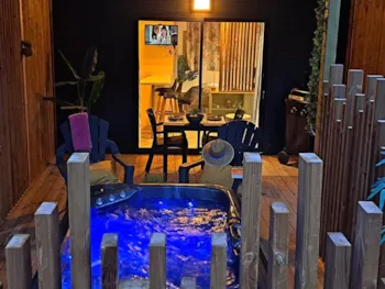 Mietunterkunft - Premium 1 Air Conditioning  20 M²  Spa / Tv / Bbq - Camping L'Oasis du Verdon