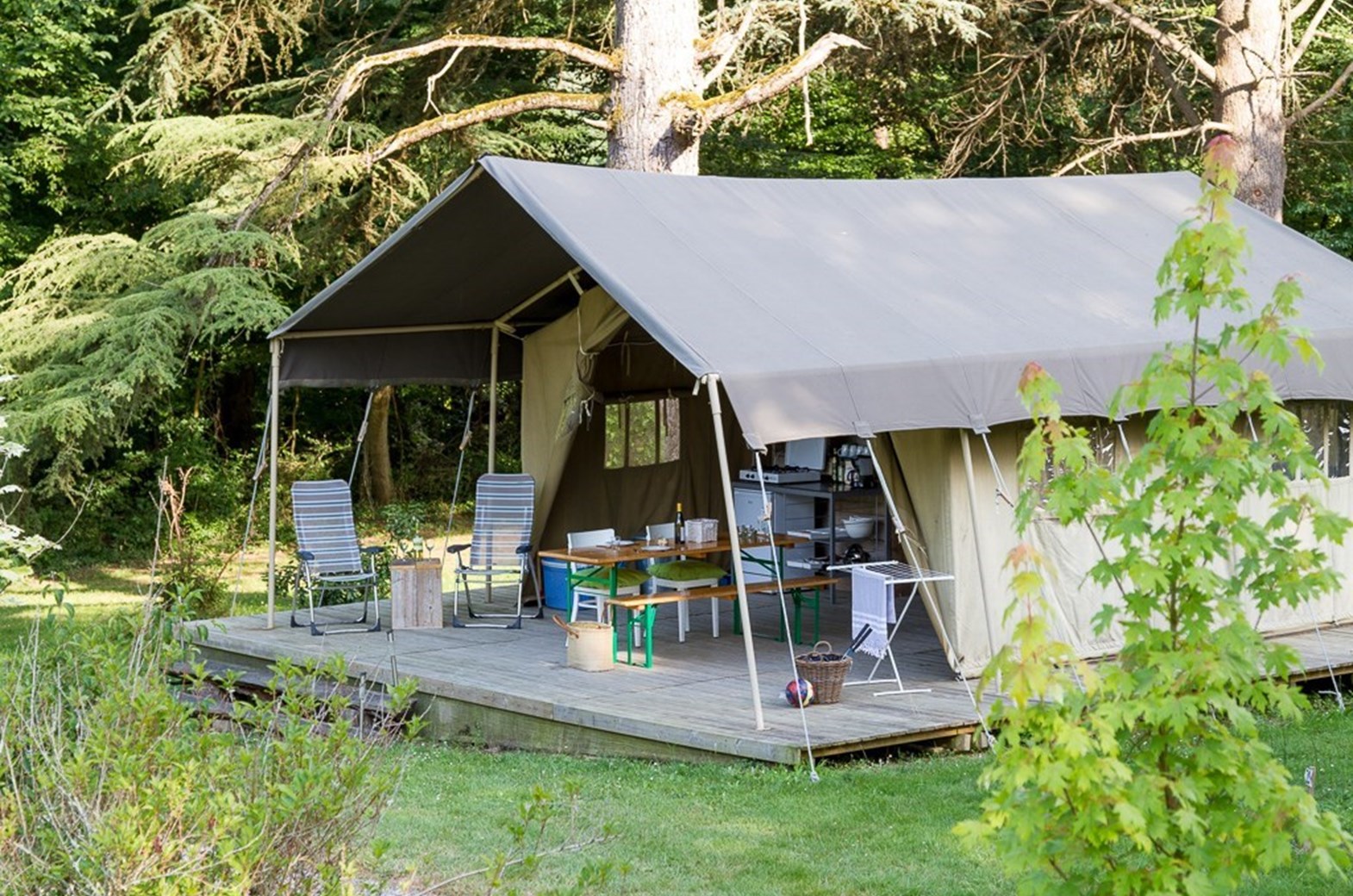 Accommodation - Lodge Tent - Camping Château Le Haget