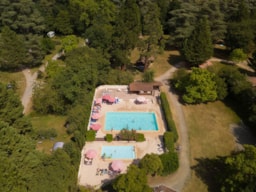 Camping Château Le Haget - image n°6 - Roulottes
