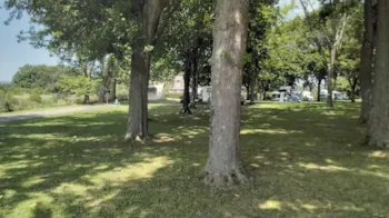 Stellplatz - Duo-Pauschale - - Camping d'Autun