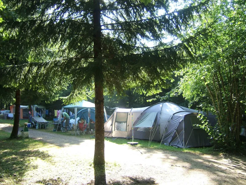 Forfait Nature (2 Pers, 1 Emplacement ) Sans Éléctricité