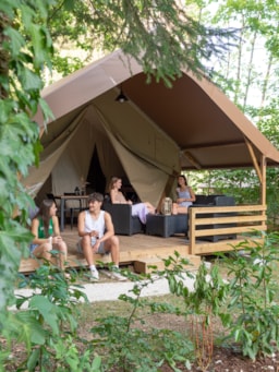 Location - Wood Lodge - Hébergement Nature -Terrasse Couverte- - Camping de la Forêt