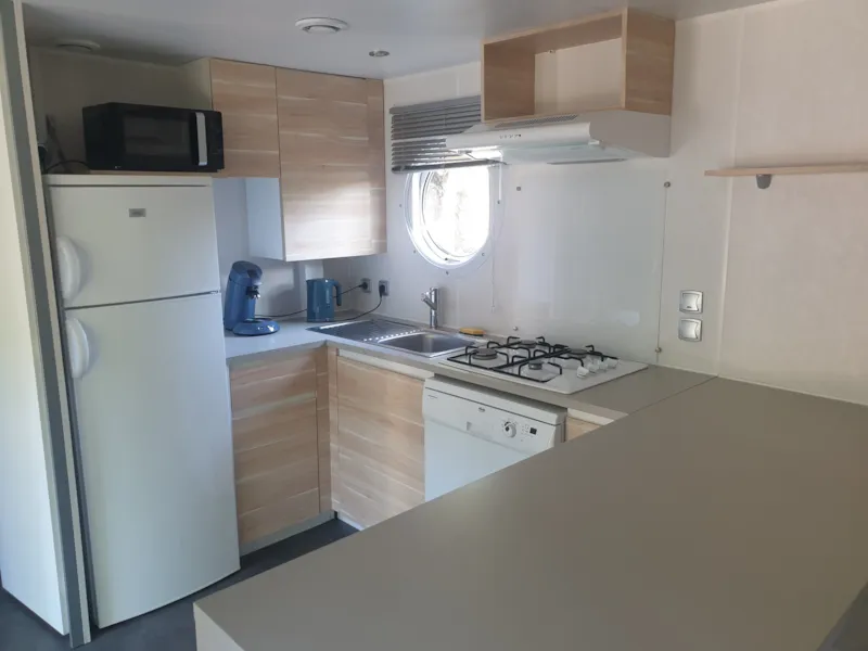 Mobil-Home 36 M² - 2 Chambres + 2 Salles De Bains Et Terrasse
