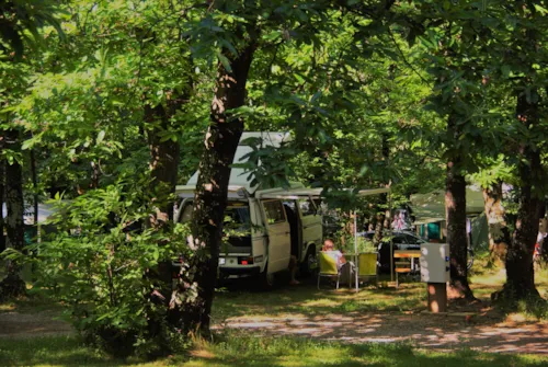 Kampeerplaats(en) - Locatie Natuur - image n°2 - Camping La Châtaigneraie