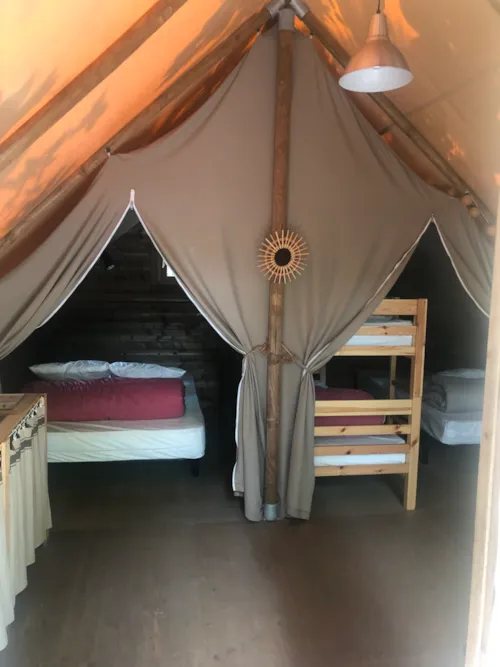 Huuraccommodatie(s) - Cabane - image n°4 - Camping La Châtaigneraie
