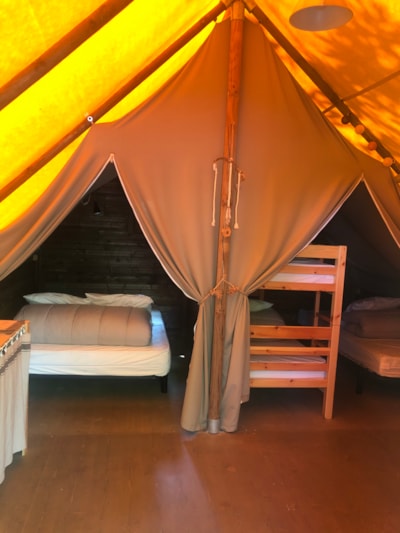 Cabane sur pilotis