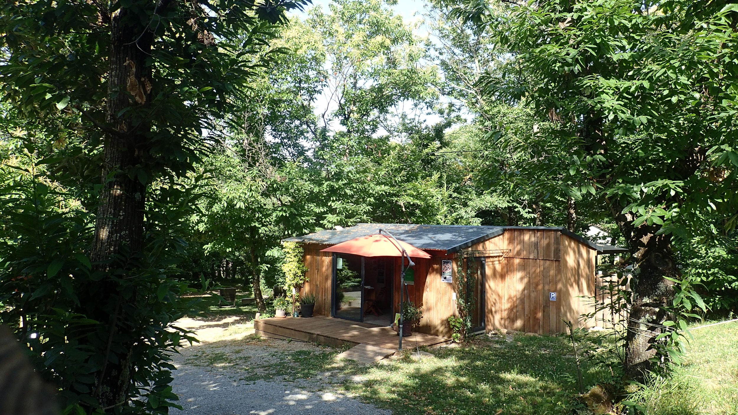 Camping La Châtaigneraie — Photo 1